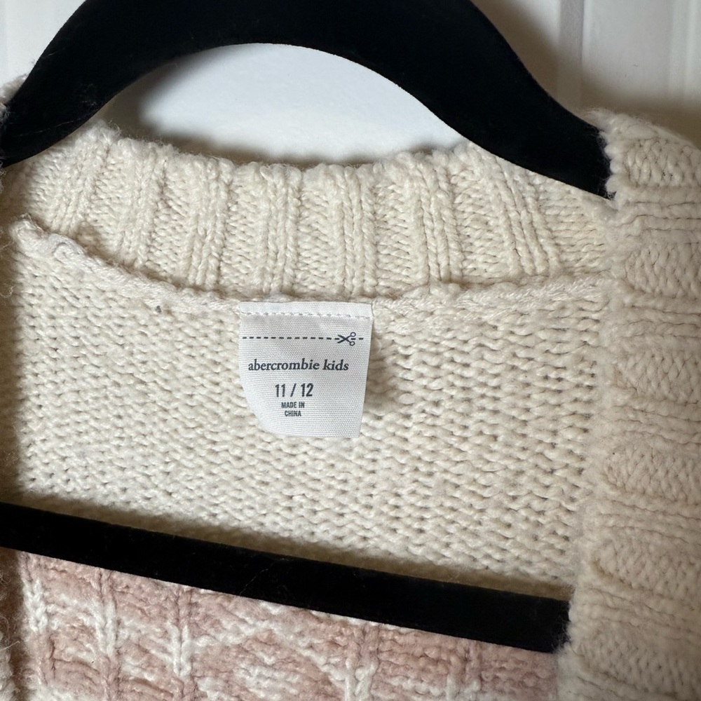 Abercrombie Kids sweater cardigan - Picture 2 of 3